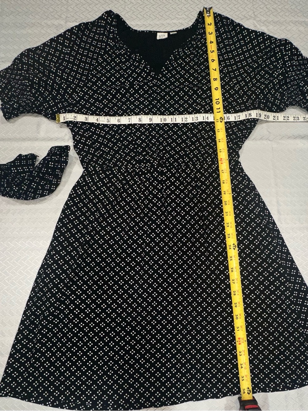 GAP Black Dot-Print Belted V-Neck Midi Dress